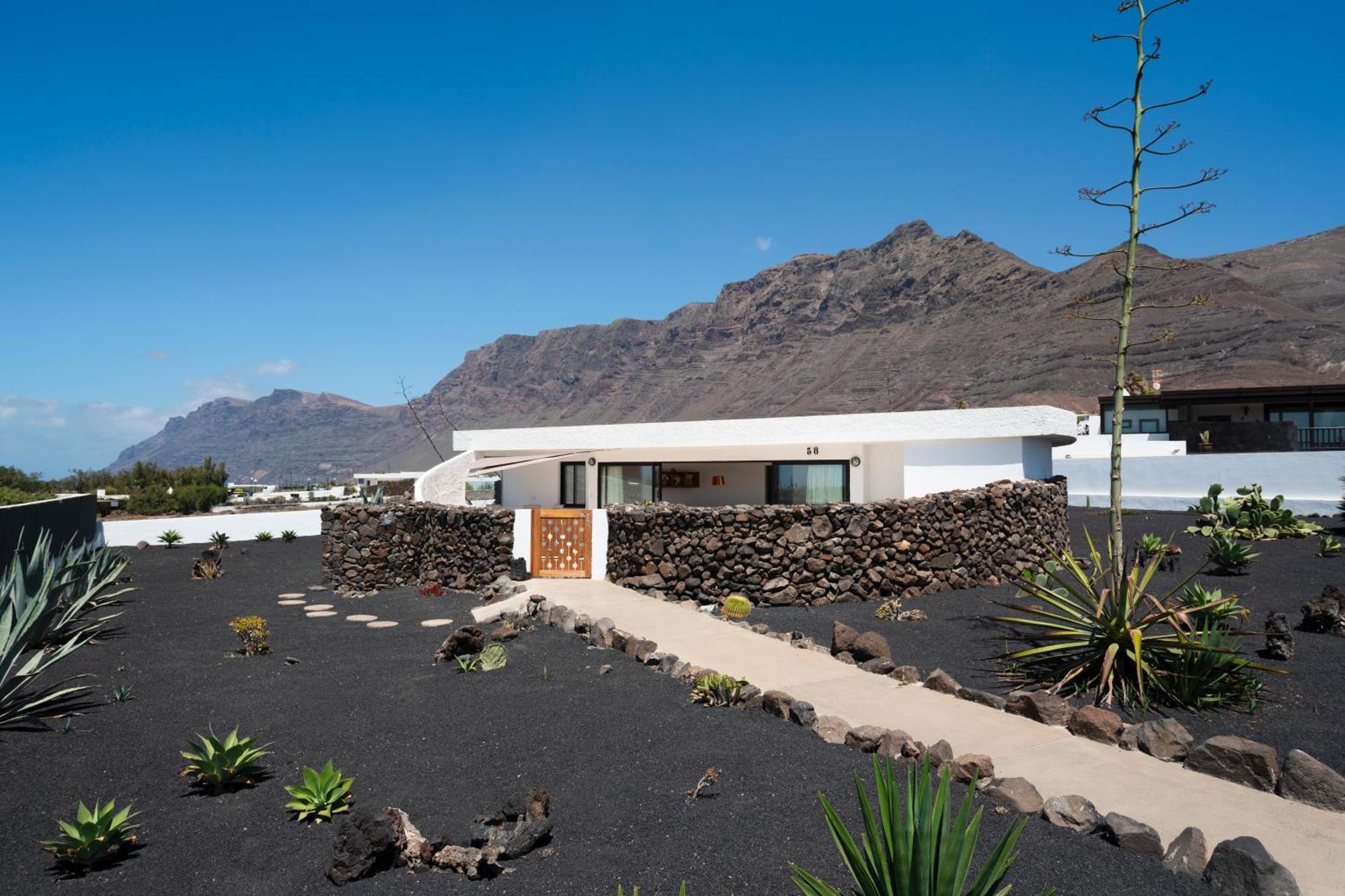 Lanzarote Famara Beach Bungalow Buitenkant foto