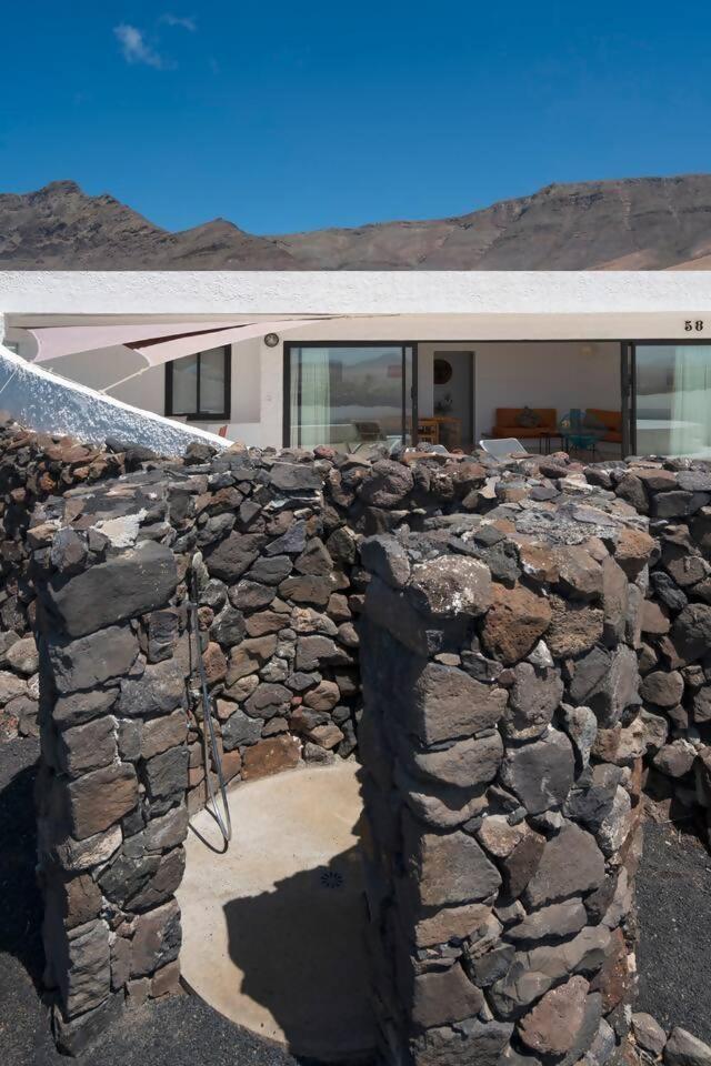 Lanzarote Famara Beach Bungalow Buitenkant foto