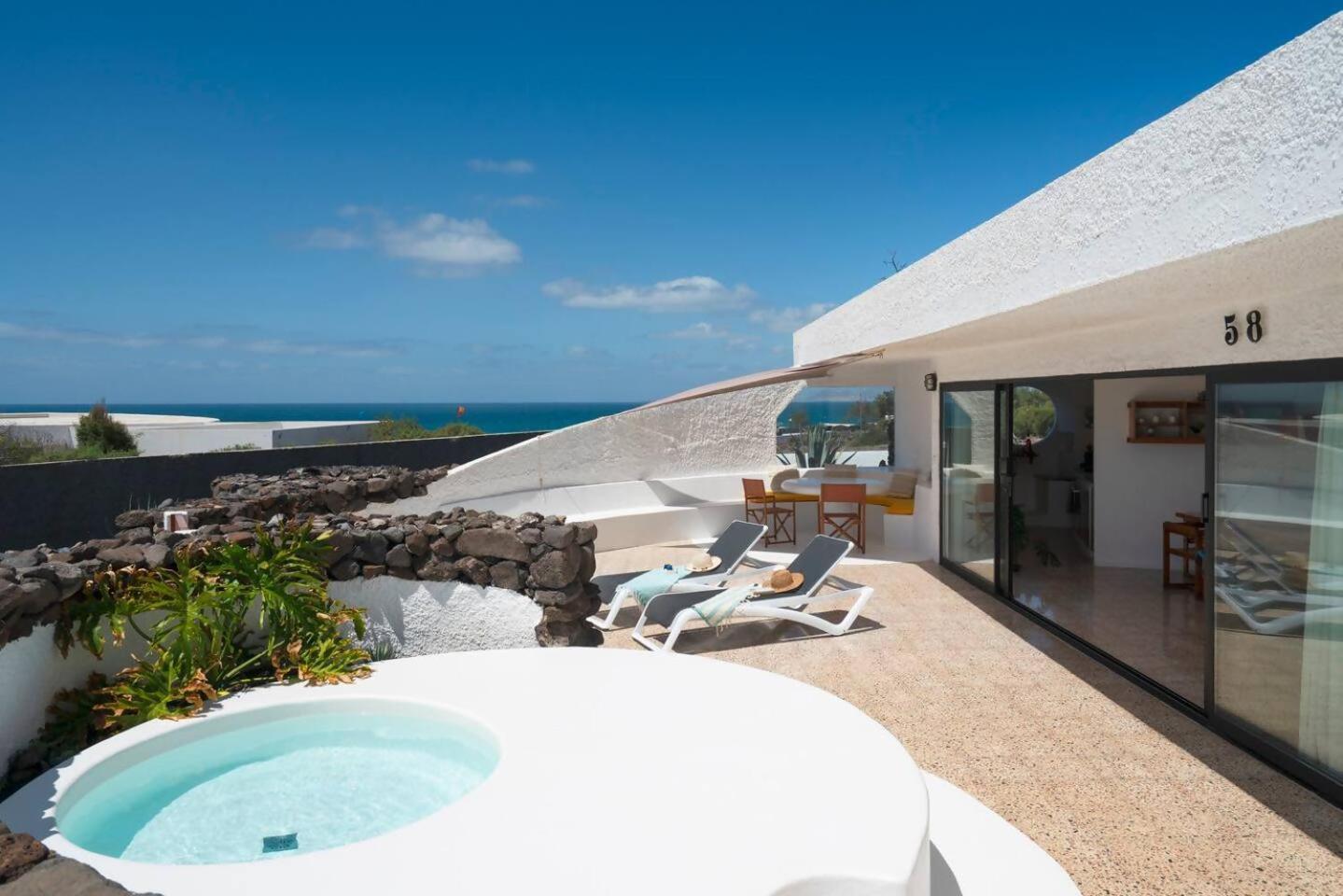 Lanzarote Famara Beach Bungalow Buitenkant foto